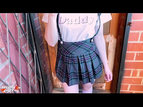 ❤️ Məktəbli qız öz sikini dərindən çəkir və dərslər yerinə sikik edir. ❤️ Porn video az.tubsexercom.ru